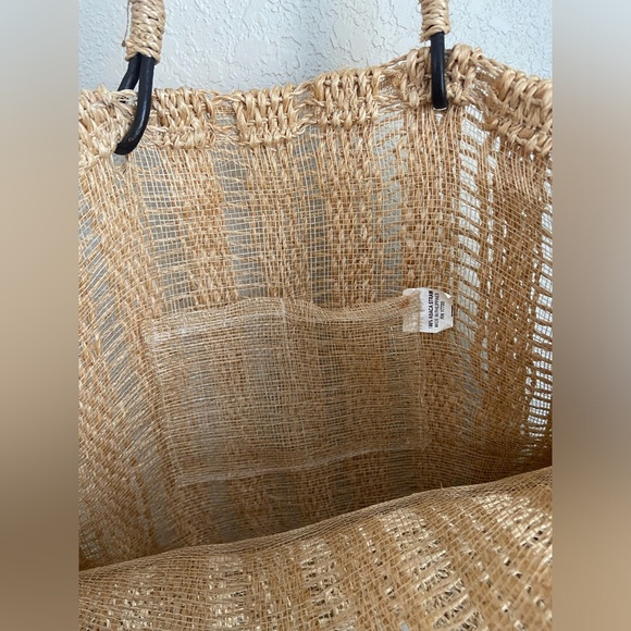 Summer Abaca Straw Medium Tote Bag Leather Handles Made in Philippines - Picture 7 of 10